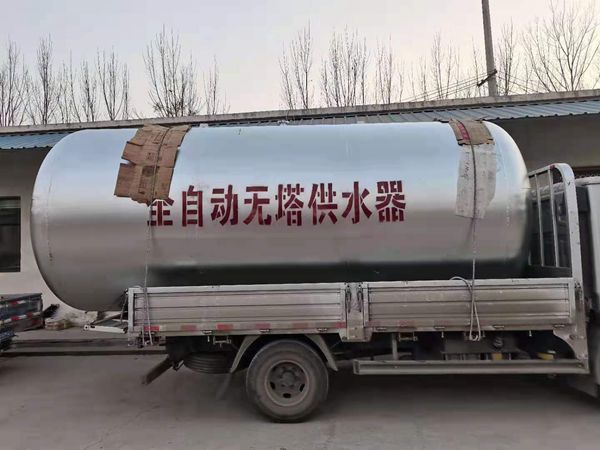 20噸無塔供水設(shè)備.jpg 20噸無塔供水設(shè)備.jpg